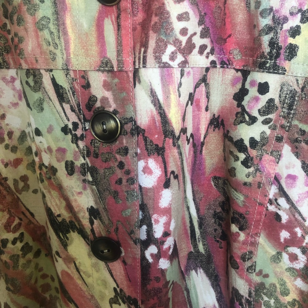 Chicos - Picture 2 of 3